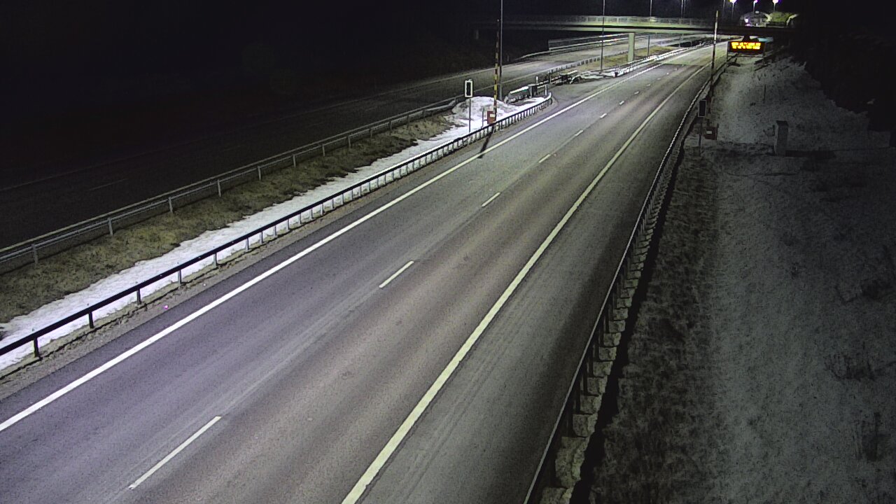 Weather Camera Image Road 7 Virolahti, Vaalimaan tunneli, boom west, Virolahti, Kymenlaakso