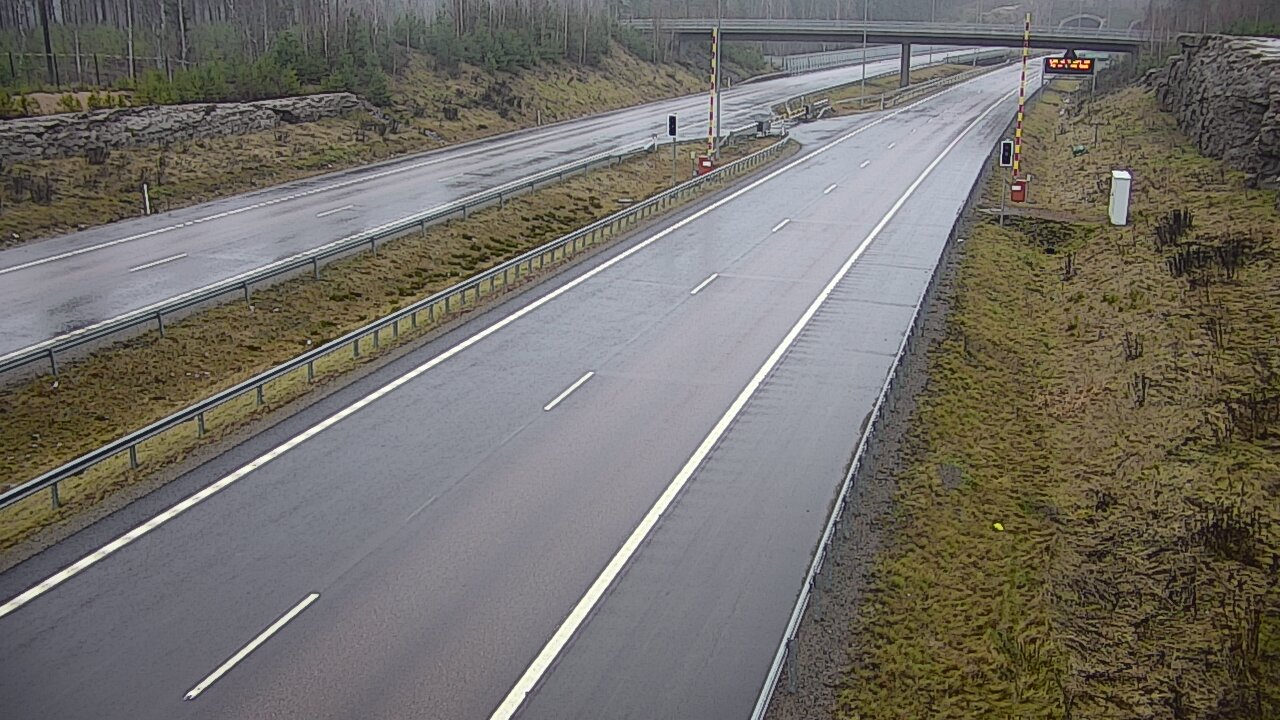 Weather Camera Image Väg 7 Vederlax, Vaalimaan tunneli, bom väst, Virolahti, Kymenlaakso
