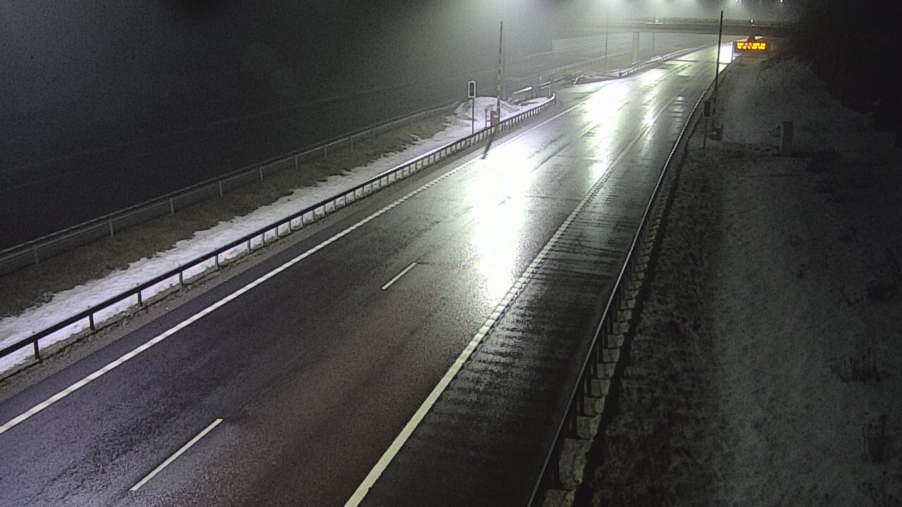 Weather Camera Image Väg 7 Vederlax, Vaalimaan tunneli, bom väst, Virolahti, Kymenlaakso