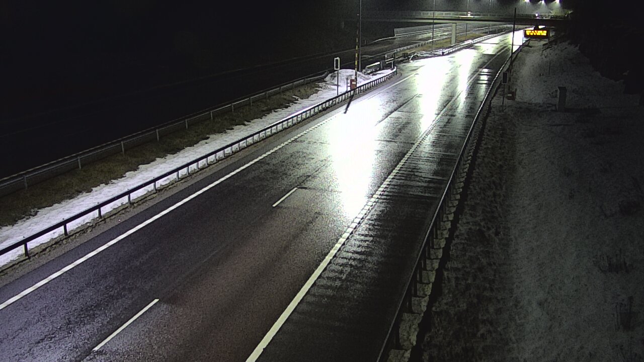 Weather Camera Image Väg 7 Vederlax, Vaalimaan tunneli, bom väst, Virolahti, Kymenlaakso