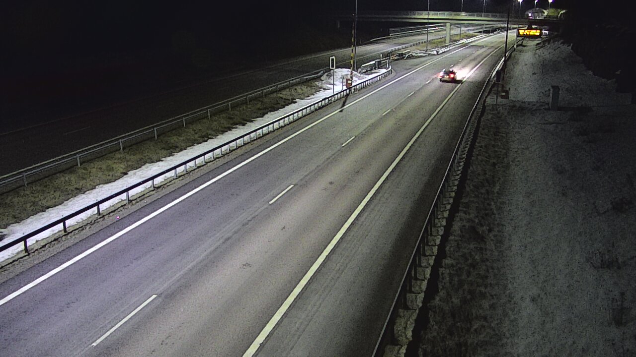 Weather Camera Image Väg 7 Vederlax, Vaalimaan tunneli, bom väst, Virolahti, Kymenlaakso