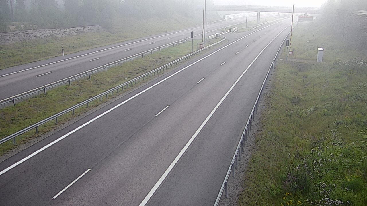 Weather Camera Image Road 7 Virolahti, Vaalimaan tunneli, boom west, Virolahti, Kymenlaakso