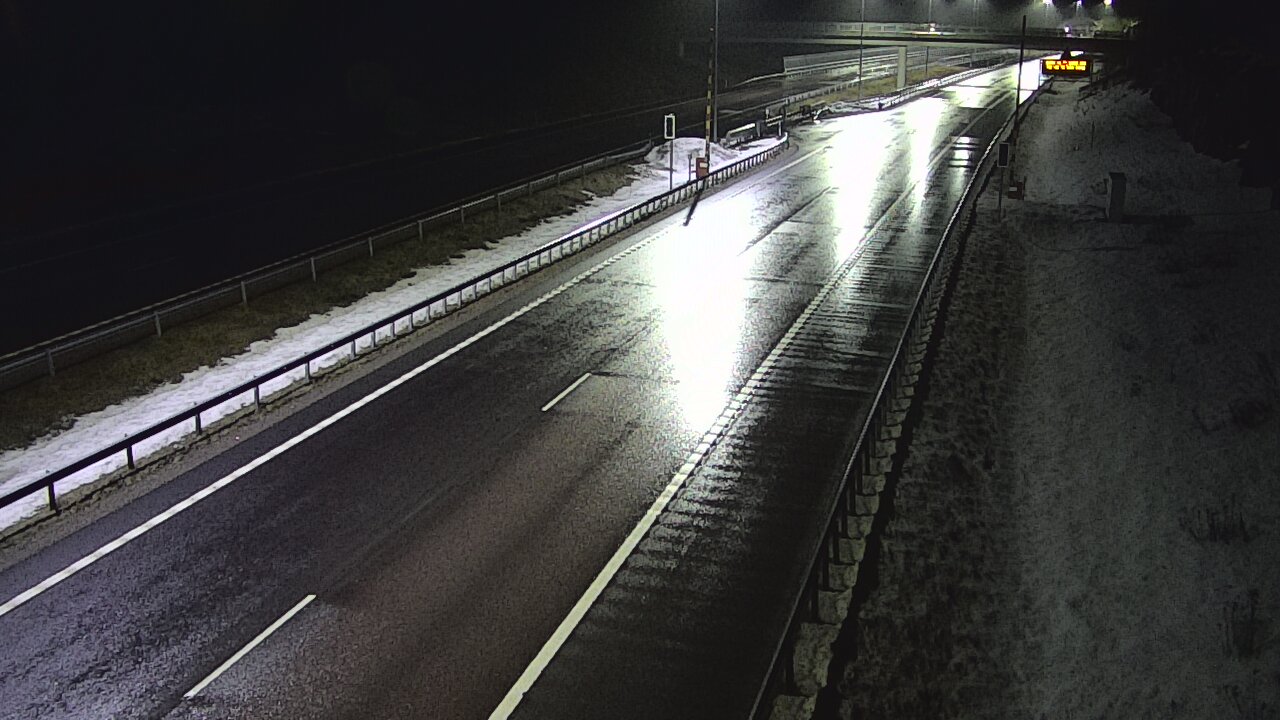 Weather Camera Image Väg 7 Vederlax, Vaalimaan tunneli, bom väst, Virolahti, Kymenlaakso