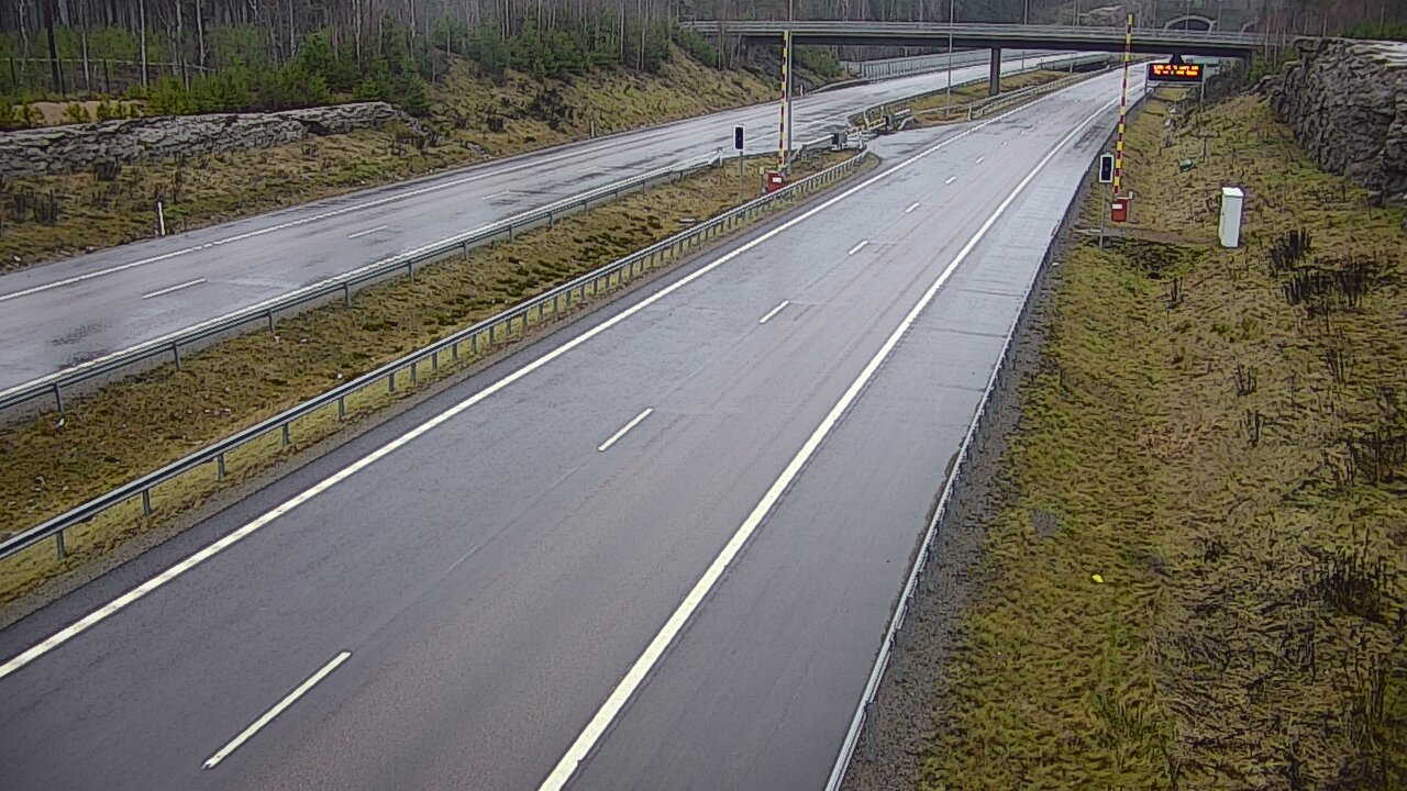 Weather Camera Image Väg 7 Vederlax, Vaalimaan tunneli, bom väst, Virolahti, Kymenlaakso