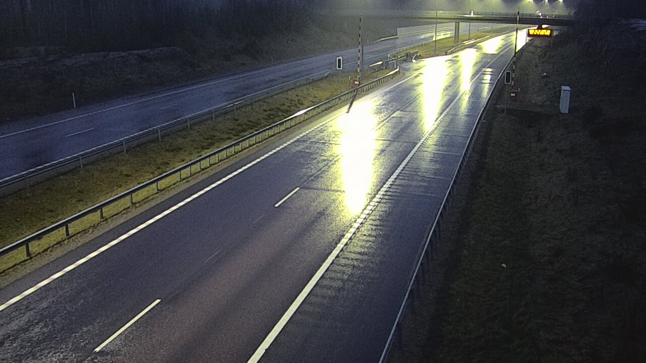 Weather Camera Image Road 7 Virolahti, Vaalimaan tunneli, boom west, Virolahti, Kymenlaakso