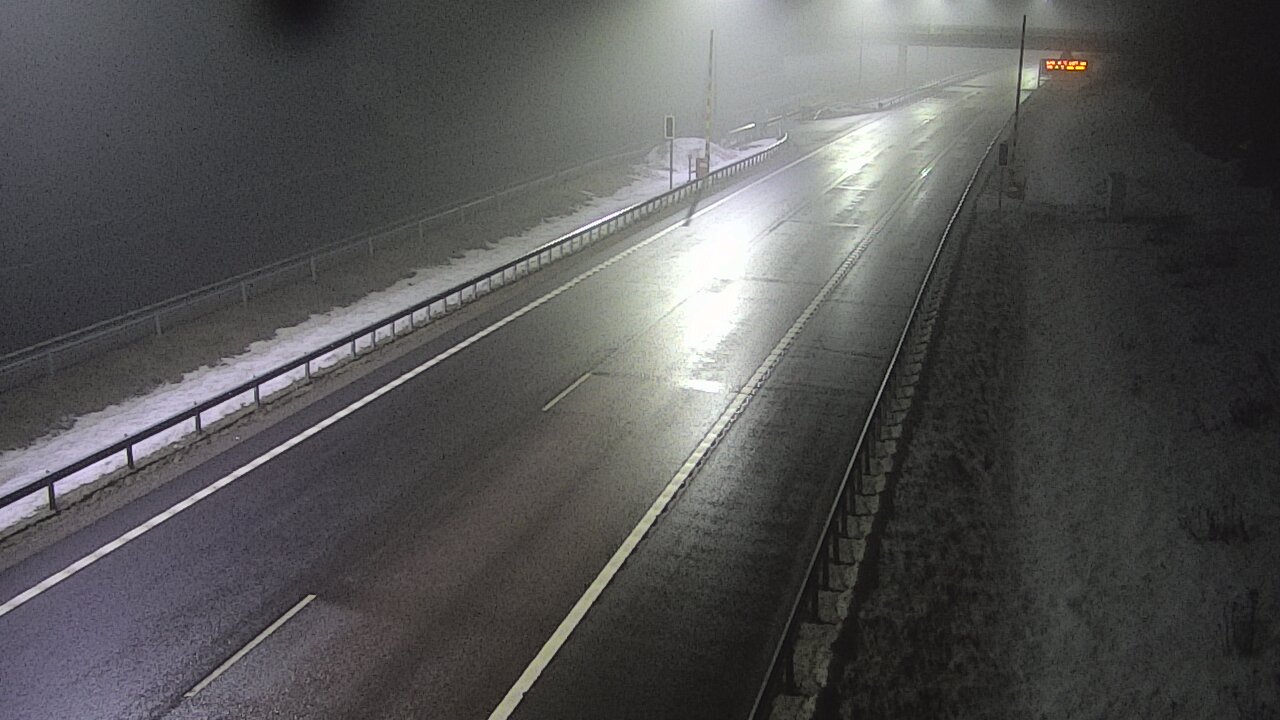 Weather Camera Image Väg 7 Vederlax, Vaalimaan tunneli, bom väst, Virolahti, Kymenlaakso