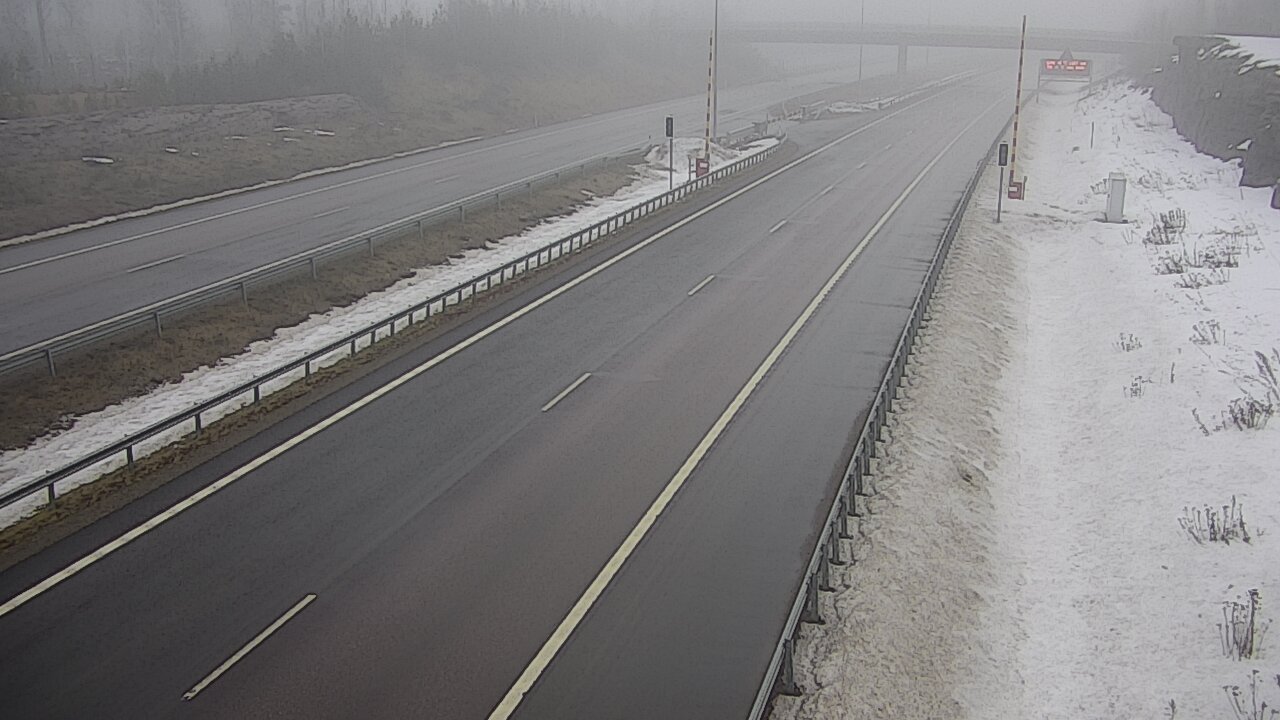 Weather Camera Image Väg 7 Vederlax, Vaalimaan tunneli, bom väst, Virolahti, Kymenlaakso