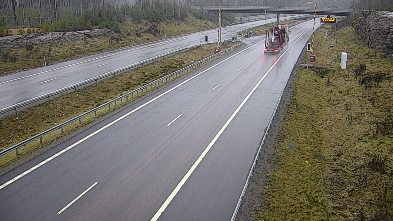 Weather Camera Image Väg 7 Vederlax, Vaalimaan tunneli, bom väst, Virolahti, Kymenlaakso