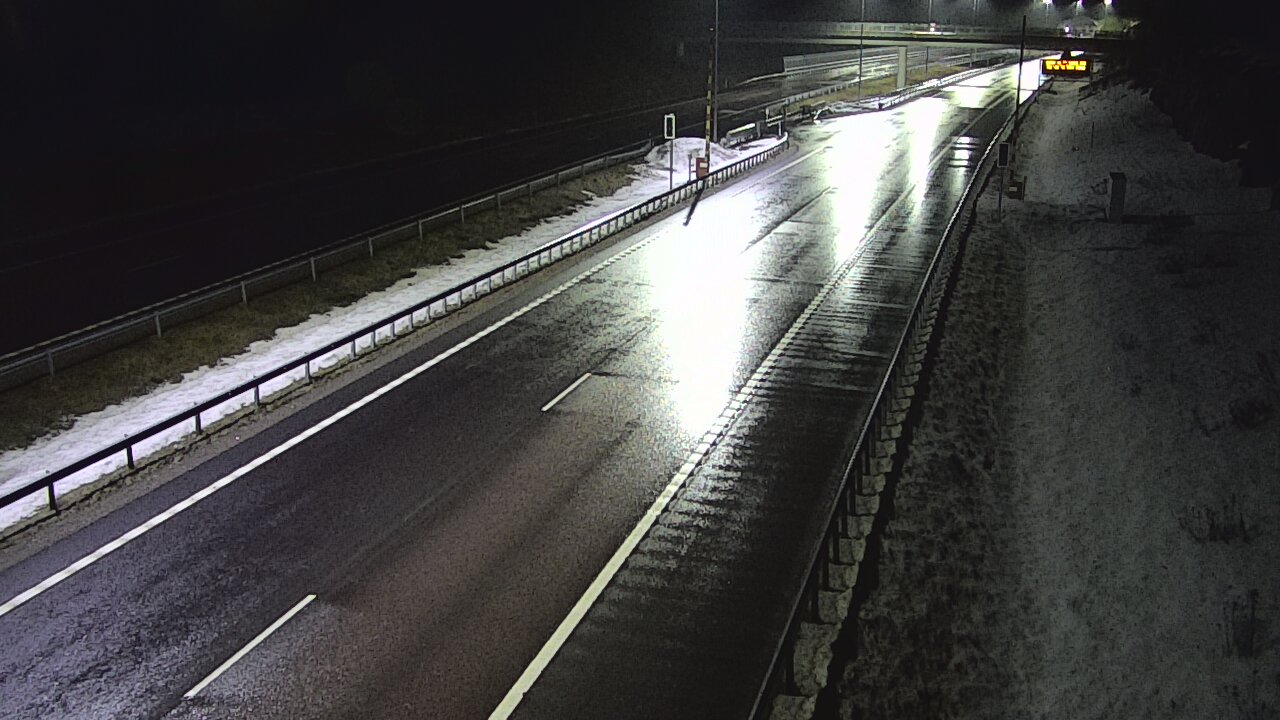 Weather Camera Image Väg 7 Vederlax, Vaalimaan tunneli, bom väst, Virolahti, Kymenlaakso