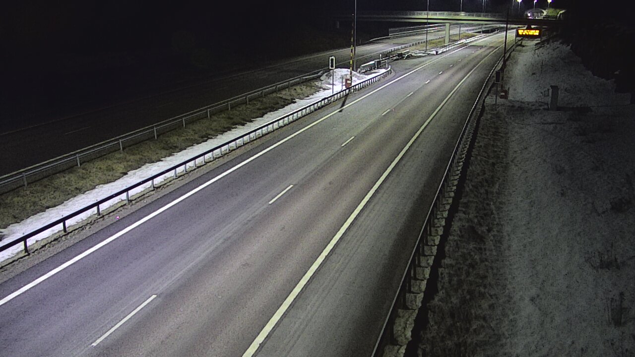 Weather Camera Image Road 7 Virolahti, Vaalimaan tunneli, boom west, Virolahti, Kymenlaakso