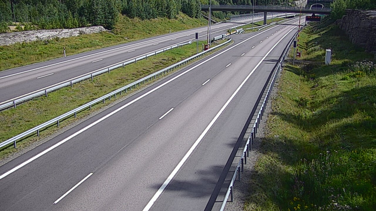 Weather Camera Image Road 7 Virolahti, Vaalimaan tunneli, boom west, Virolahti, Kymenlaakso