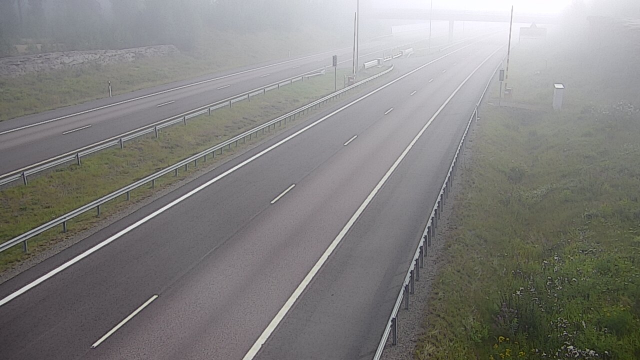 Weather Camera Image Road 7 Virolahti, Vaalimaan tunneli, boom west, Virolahti, Kymenlaakso