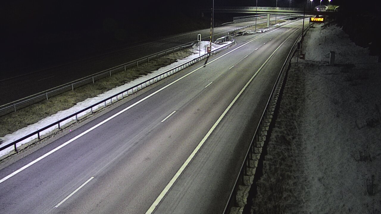 Weather Camera Image Road 7 Virolahti, Vaalimaan tunneli, boom west, Virolahti, Kymenlaakso