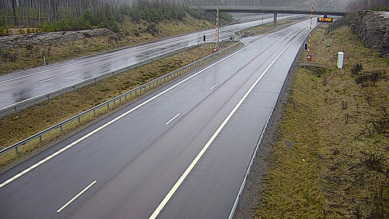 Weather Camera Image Väg 7 Vederlax, Vaalimaan tunneli, bom väst, Virolahti, Kymenlaakso