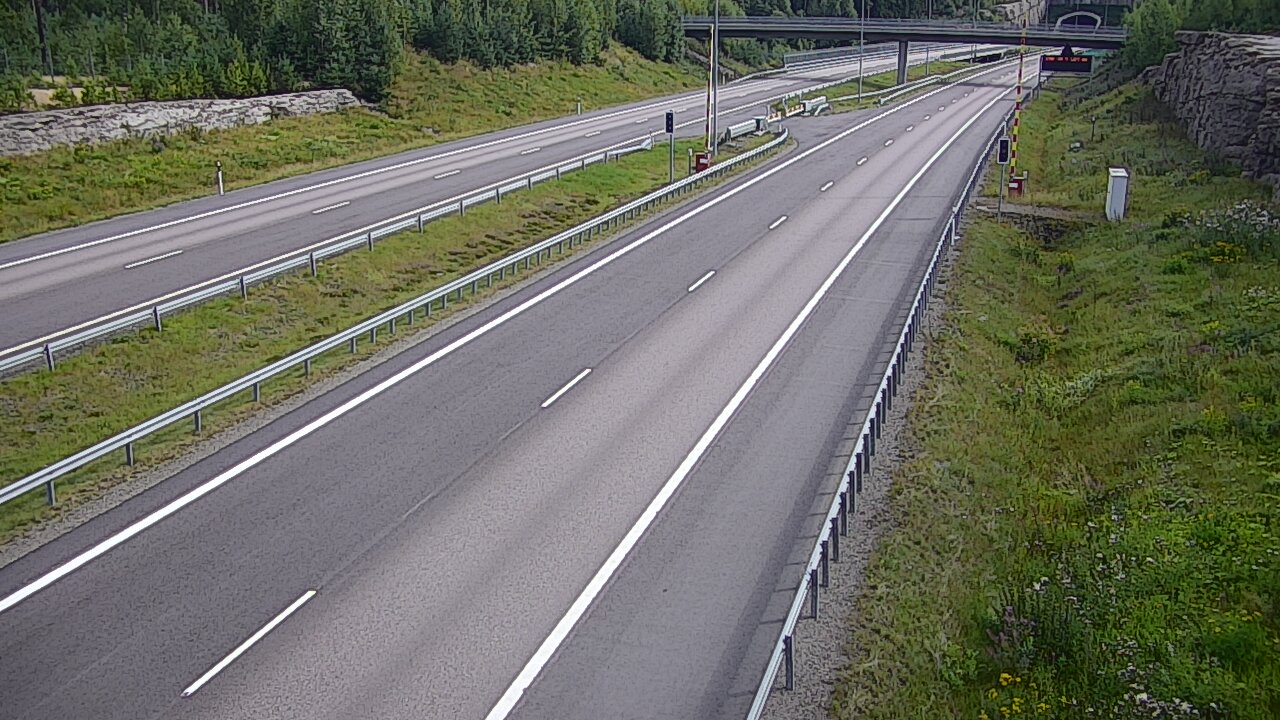 Weather Camera Image Road 7 Virolahti, Vaalimaan tunneli, boom west, Virolahti, Kymenlaakso