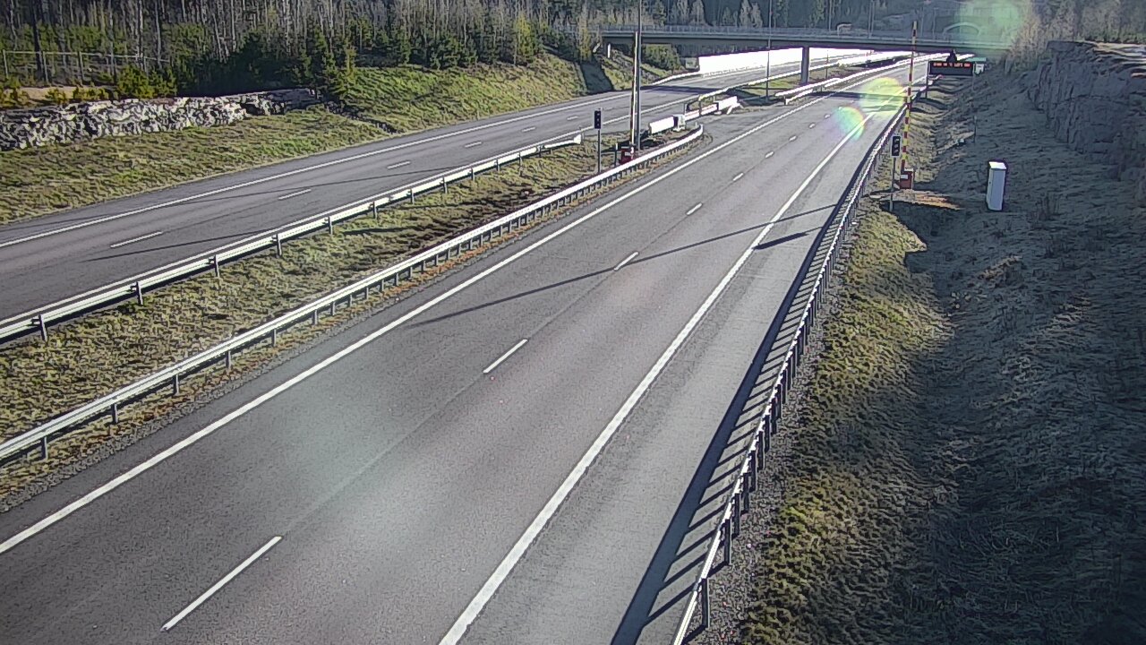 Kelikamerat Kuva Tie 7 Virolahti, Vaalimaan tunneli, puomi länsi, Virolahti, Kymenlaakso