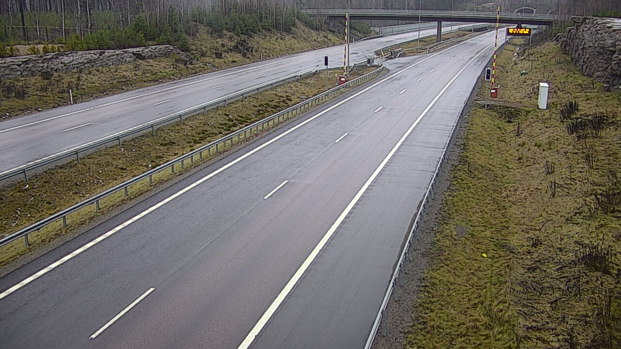 Weather Camera Image Väg 7 Vederlax, Vaalimaan tunneli, bom väst, Virolahti, Kymenlaakso