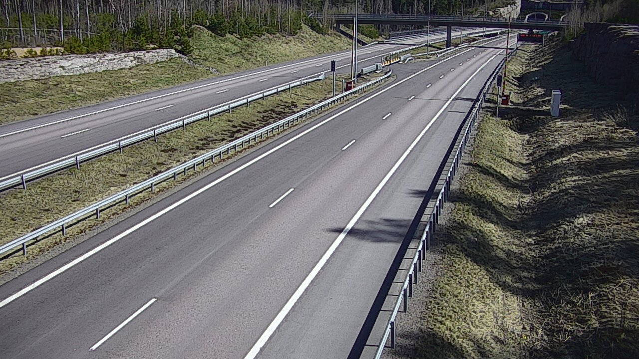 Kelikamerat Kuva Tie 7 Virolahti, Vaalimaan tunneli, puomi länsi, Virolahti, Kymenlaakso
