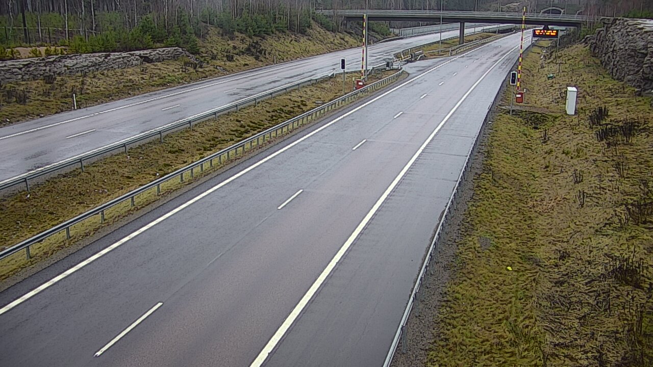 Weather Camera Image Väg 7 Vederlax, Vaalimaan tunneli, bom väst, Virolahti, Kymenlaakso