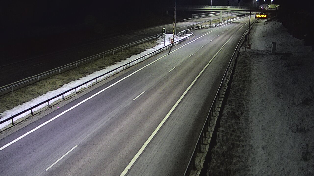 Weather Camera Image Road 7 Virolahti, Vaalimaan tunneli, boom west, Virolahti, Kymenlaakso