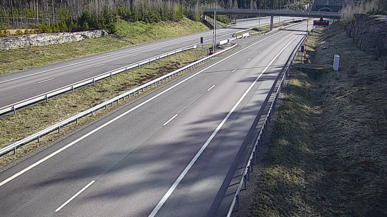 Kelikamerat Kuva Tie 7 Virolahti, Vaalimaan tunneli, puomi länsi, Virolahti, Kymenlaakso