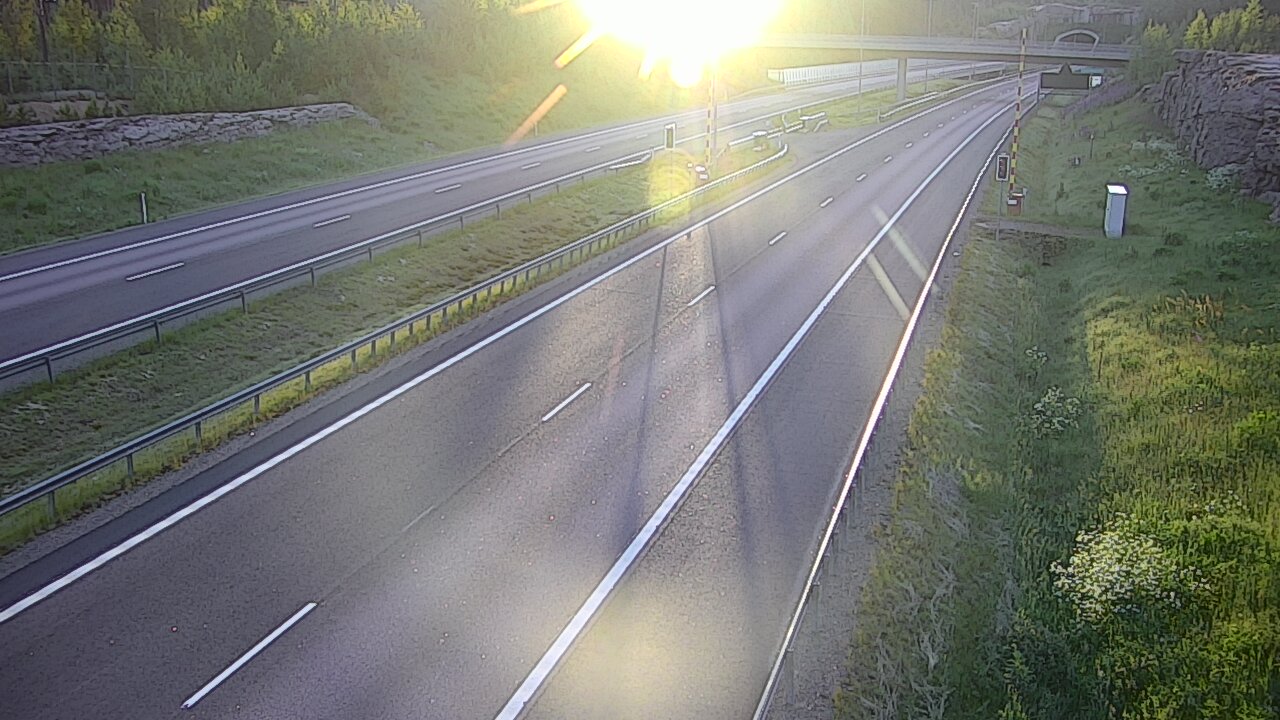 Weather Camera Image Road 7 Virolahti, Vaalimaan tunneli, boom west, Virolahti, Kymenlaakso