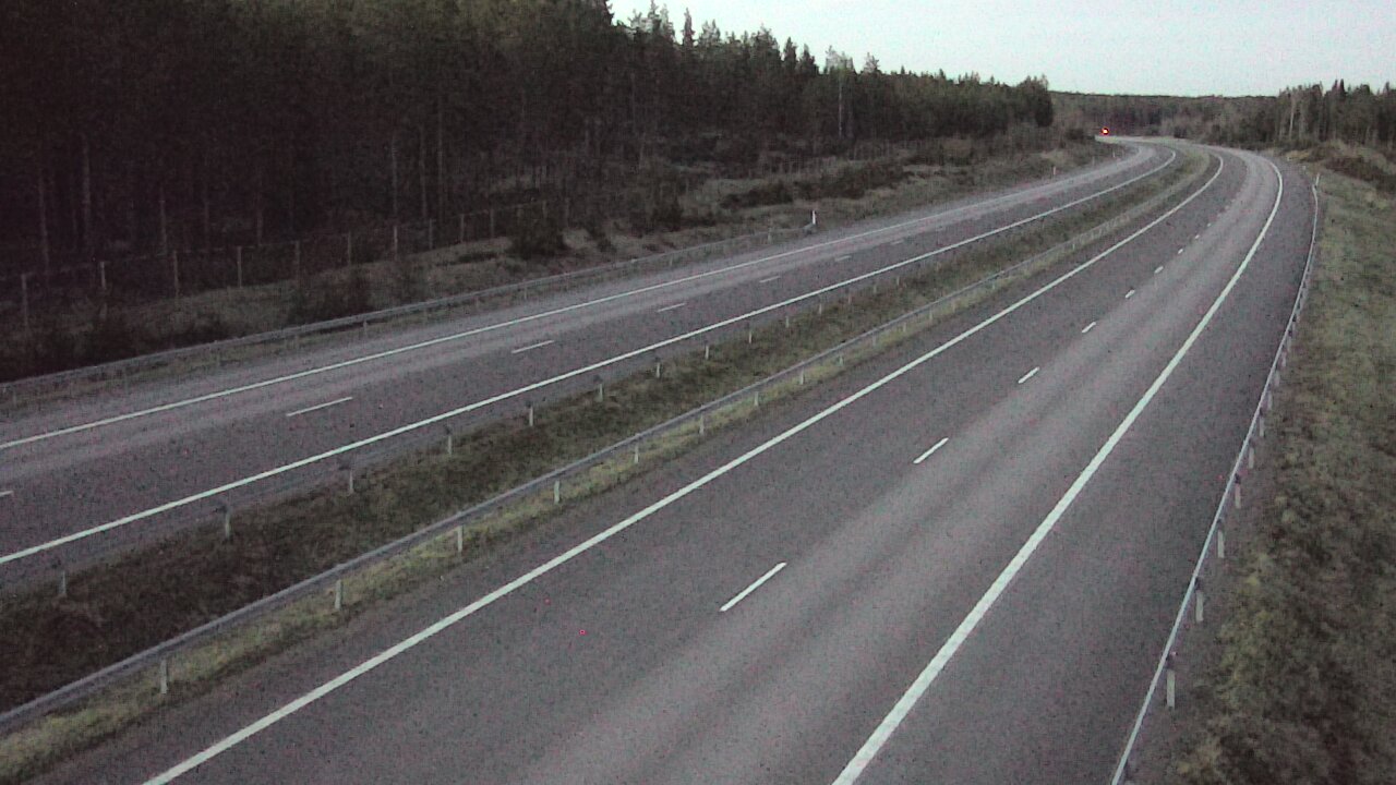 Weather Camera Image Väg 7 Vederlax, Vaalimaan tunneli, väst, Virolahti, Kymenlaakso
