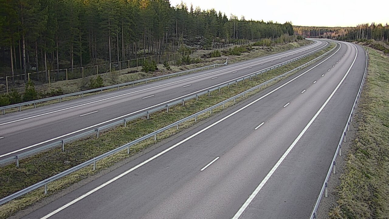 Weather Camera Image Väg 7 Vederlax, Vaalimaan tunneli, väst, Virolahti, Kymenlaakso