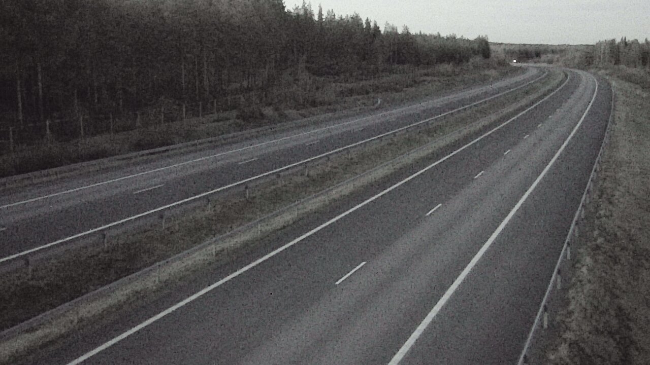 Weather Camera Image Väg 7 Vederlax, Vaalimaan tunneli, väst, Virolahti, Kymenlaakso