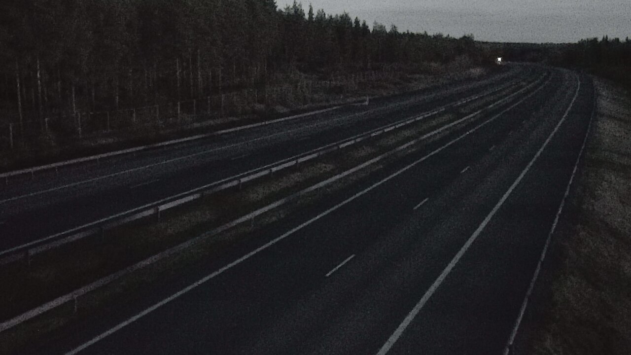 Weather Camera Image Väg 7 Vederlax, Vaalimaan tunneli, väst, Virolahti, Kymenlaakso