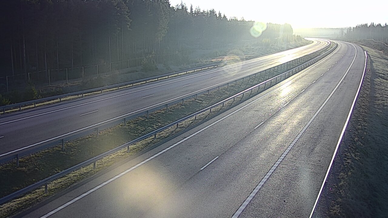 Weather Camera Image Väg 7 Vederlax, Vaalimaan tunneli, väst, Virolahti, Kymenlaakso