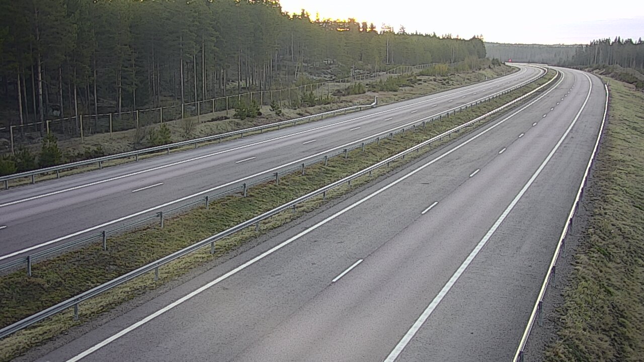 Weather Camera Image Väg 7 Vederlax, Vaalimaan tunneli, väst, Virolahti, Kymenlaakso