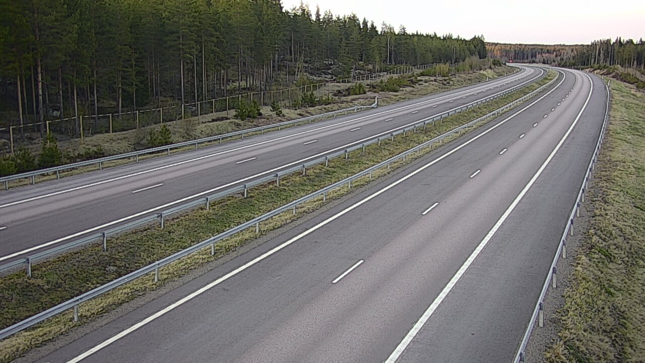 Weather Camera Image Väg 7 Vederlax, Vaalimaan tunneli, väst, Virolahti, Kymenlaakso