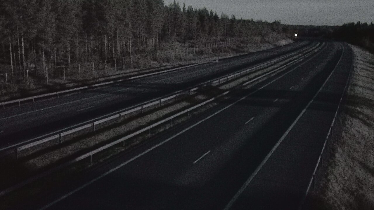 Weather Camera Image Väg 7 Vederlax, Vaalimaan tunneli, väst, Virolahti, Kymenlaakso