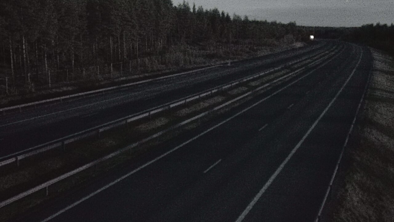 Weather Camera Image Väg 7 Vederlax, Vaalimaan tunneli, väst, Virolahti, Kymenlaakso