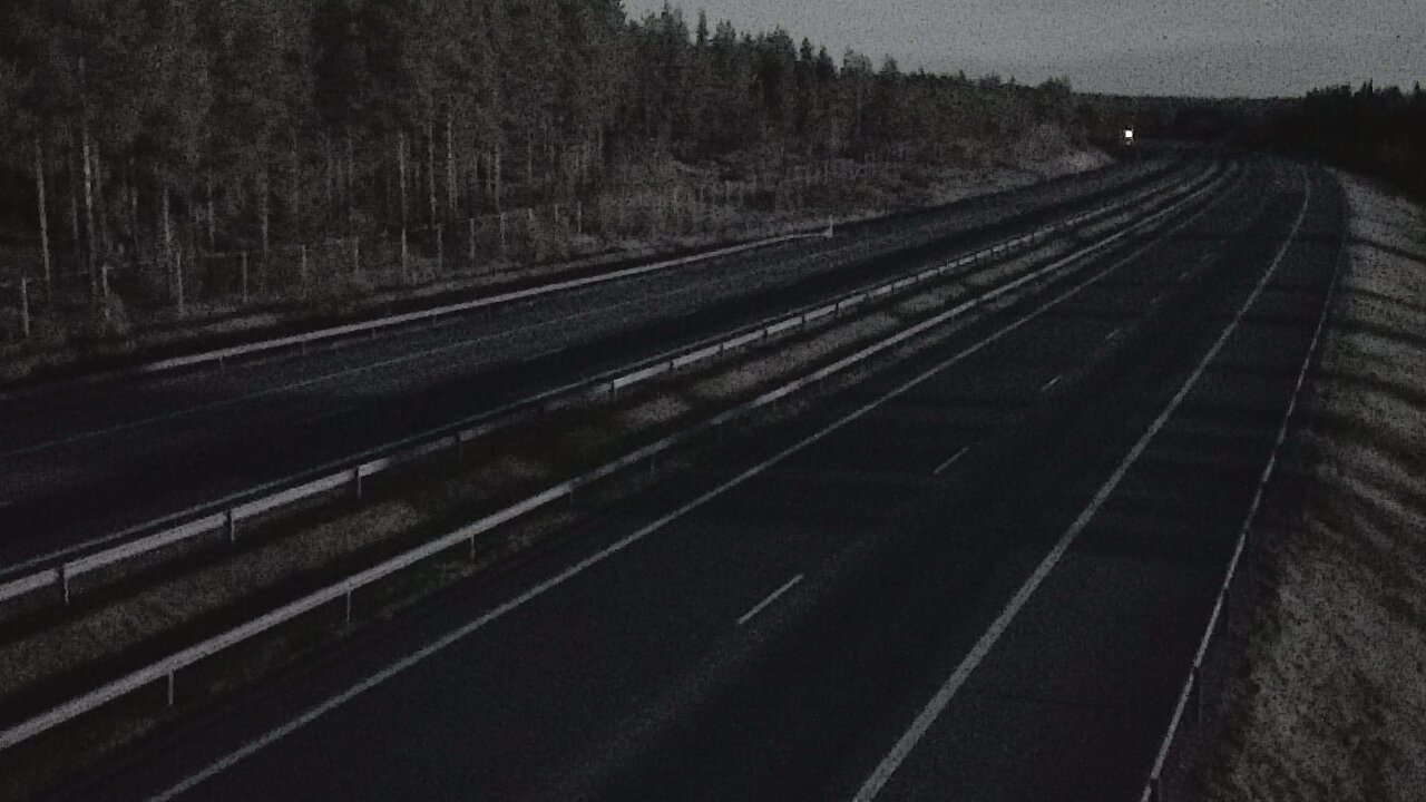 Weather Camera Image Väg 7 Vederlax, Vaalimaan tunneli, väst, Virolahti, Kymenlaakso