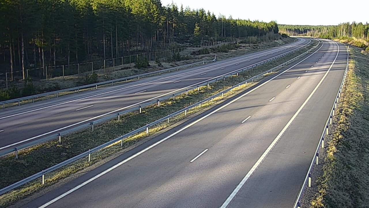 Weather Camera Image Väg 7 Vederlax, Vaalimaan tunneli, väst, Virolahti, Kymenlaakso