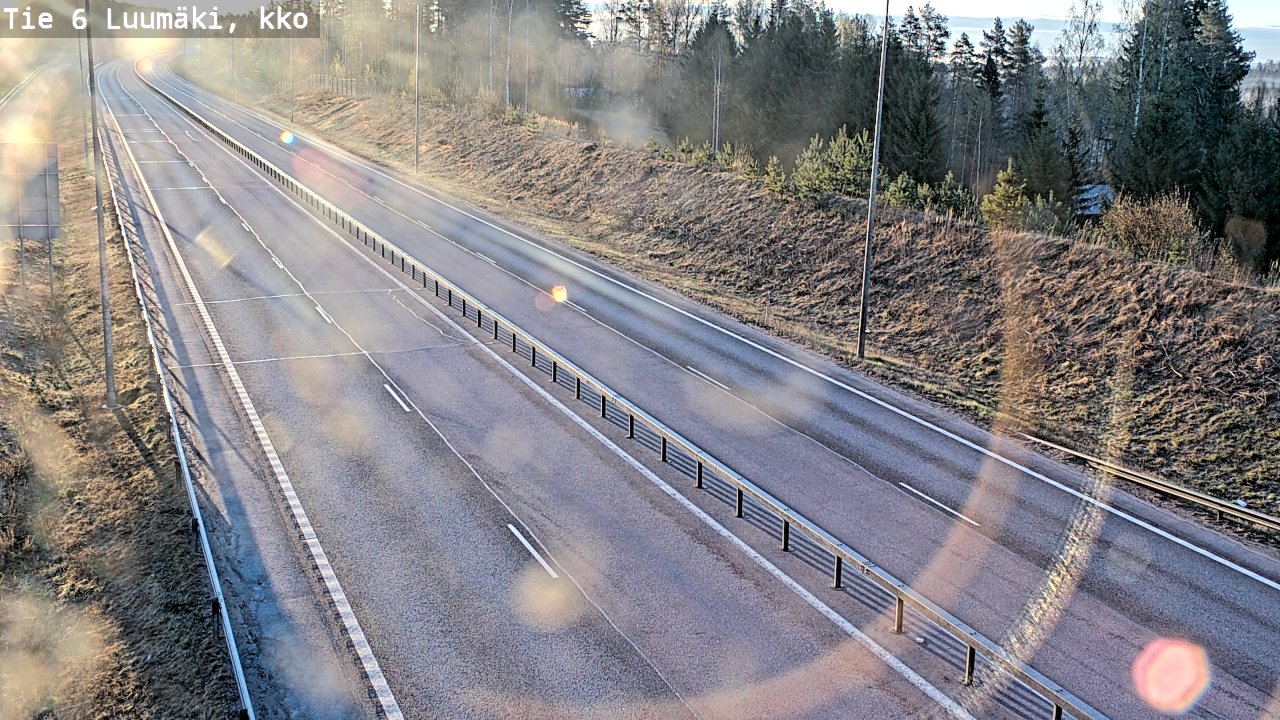 Weather Camera Image Väg 6 Luumäki, kirkko, Luumäki, Etelä-Karjala