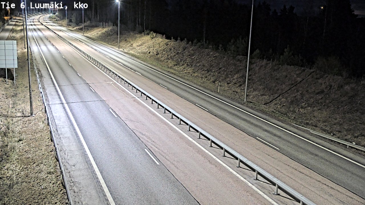 Weather Camera Image Väg 6 Luumäki, kirkko, Luumäki, Etelä-Karjala
