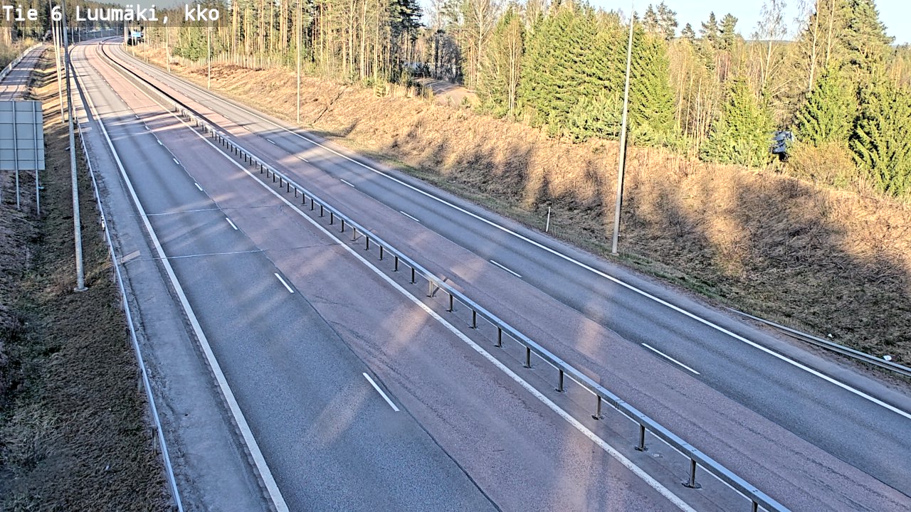 Weather Camera Image Väg 6 Luumäki, kirkko, Luumäki, Etelä-Karjala