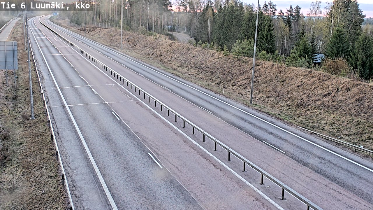 Weather Camera Image Väg 6 Luumäki, kirkko, Luumäki, Etelä-Karjala