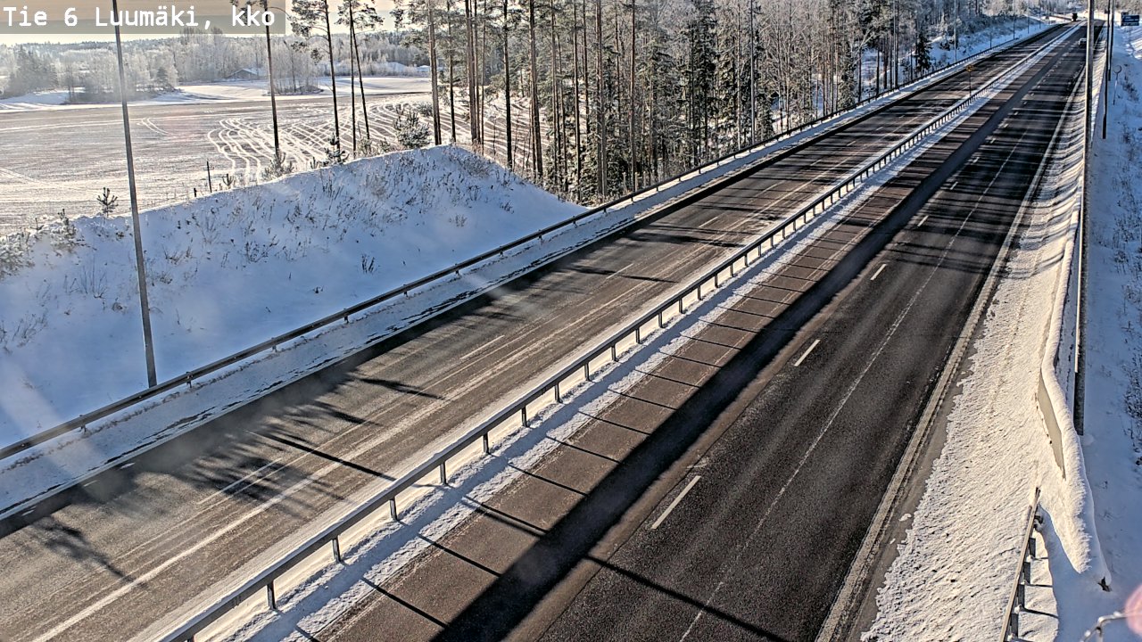 Weather Camera Image Väg 6 Luumäki, kirkko, Luumäki, Etelä-Karjala