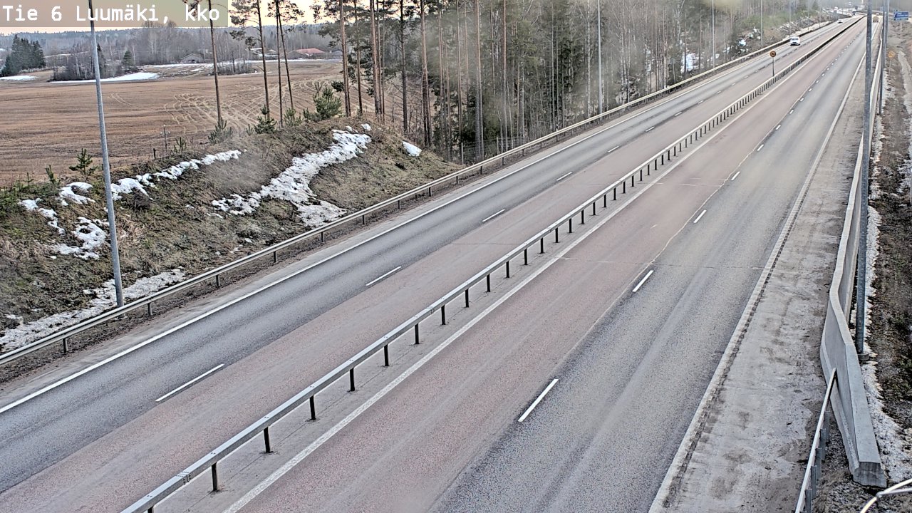 Weather Camera Image Väg 6 Luumäki, kirkko, Luumäki, Etelä-Karjala