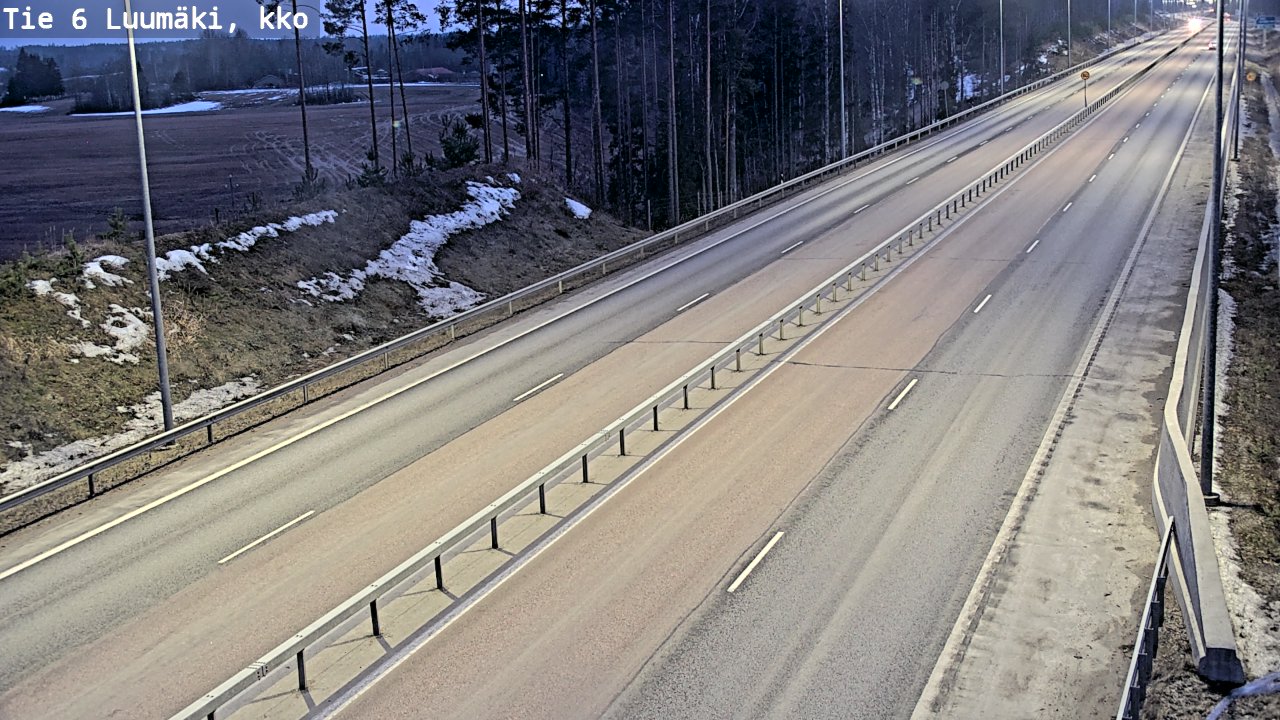 Weather Camera Image Väg 6 Luumäki, kirkko, Luumäki, Etelä-Karjala