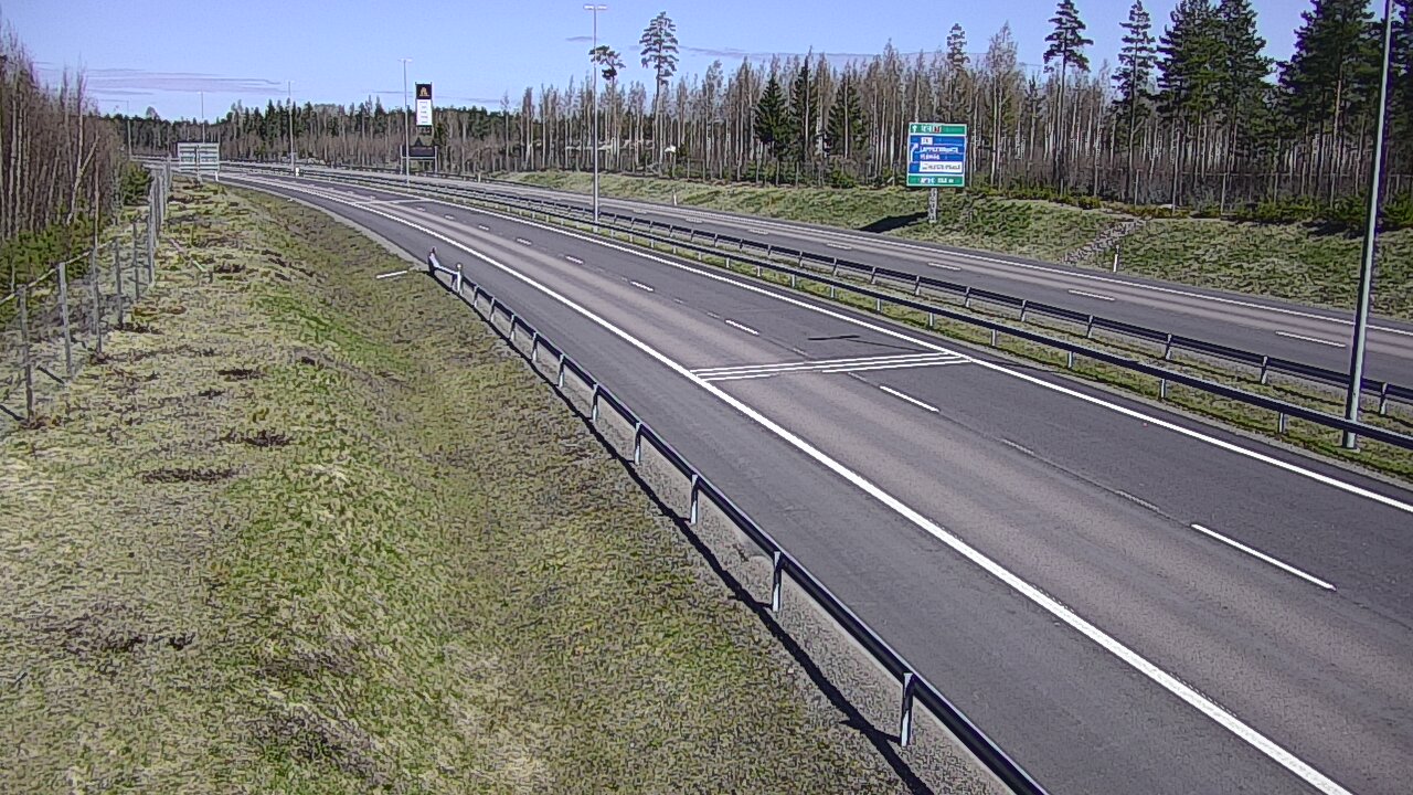 Weather Camera Image Road 7 Virolahti, Vaalimaa, Kiertoliittymä P, Virolahti, Kymenlaakso