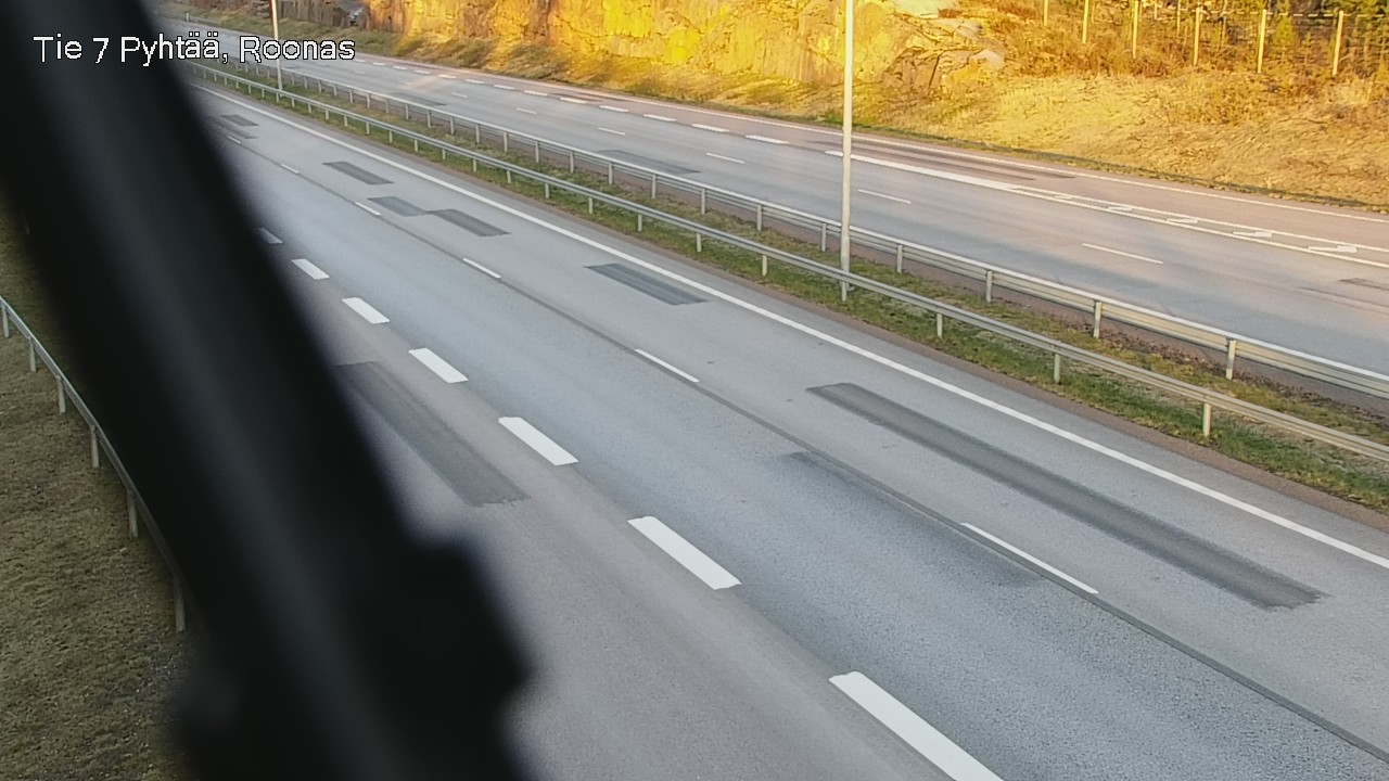 Weather Camera Image Väg 7 Pyttis, Rånäs, Pyhtää, Kymenlaakso