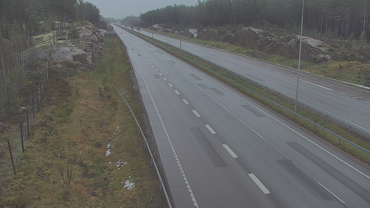 Weather Camera Image Väg 7 Pyttis Markkinamäki, öst, Pyhtää, Kymenlaakso