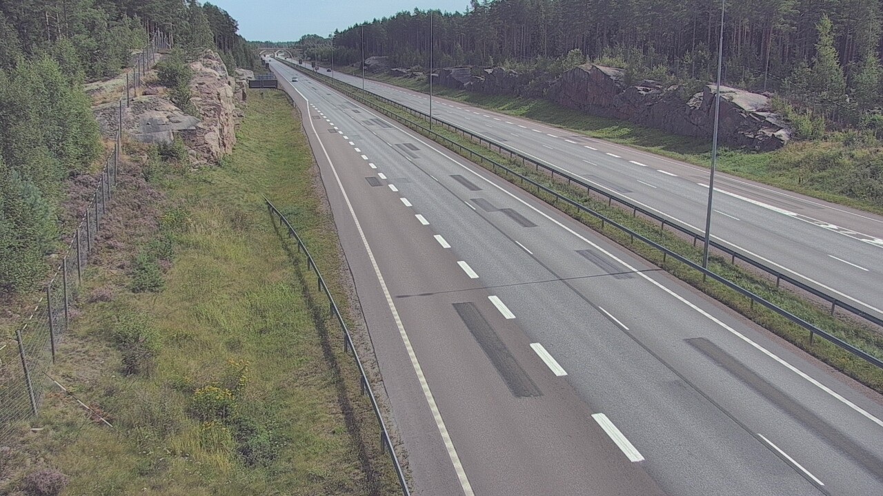 Weather Camera Image Road 7 Pyhtää Markkinamäki, east, Pyhtää, Kymenlaakso