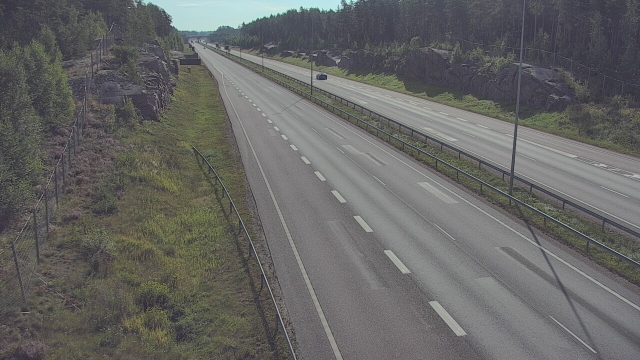 Weather Camera Image Road 7 Pyhtää Markkinamäki, east, Pyhtää, Kymenlaakso
