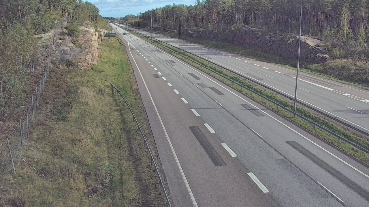Weather Camera Image Väg 7 Pyttis Markkinamäki, öst, Pyhtää, Kymenlaakso